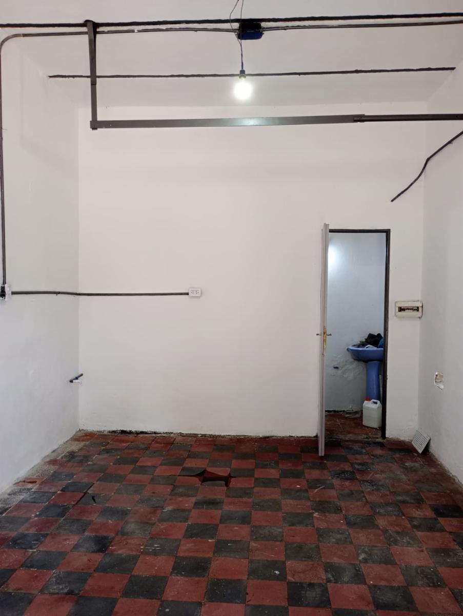 Joaquín V. González 1598 · Almirante Brown — foto 4