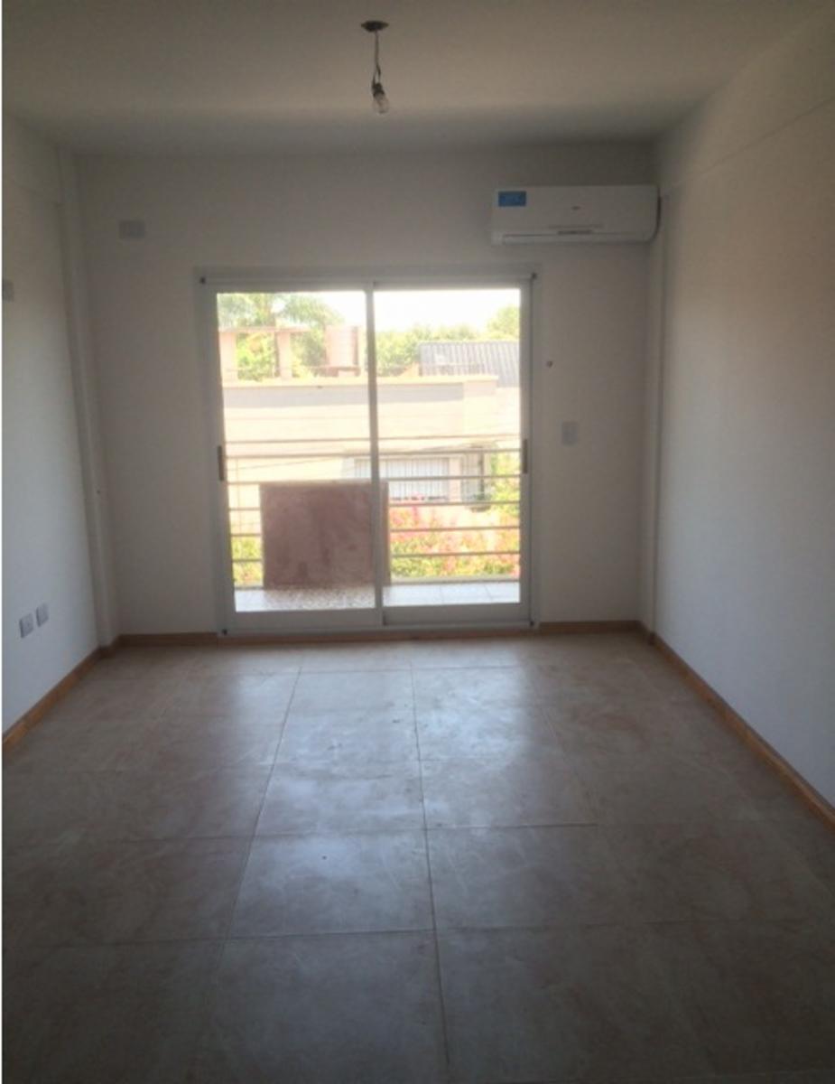 Lavalle 587 · Quilmes — foto 3