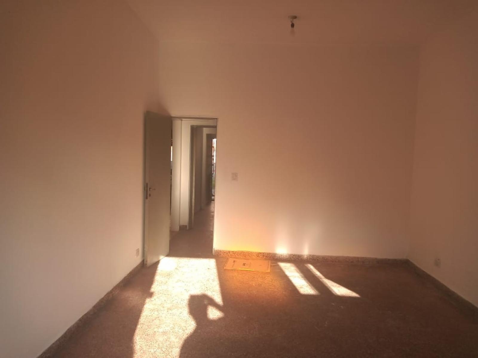 FERNANDEZ 1228 · San Martín — foto 4