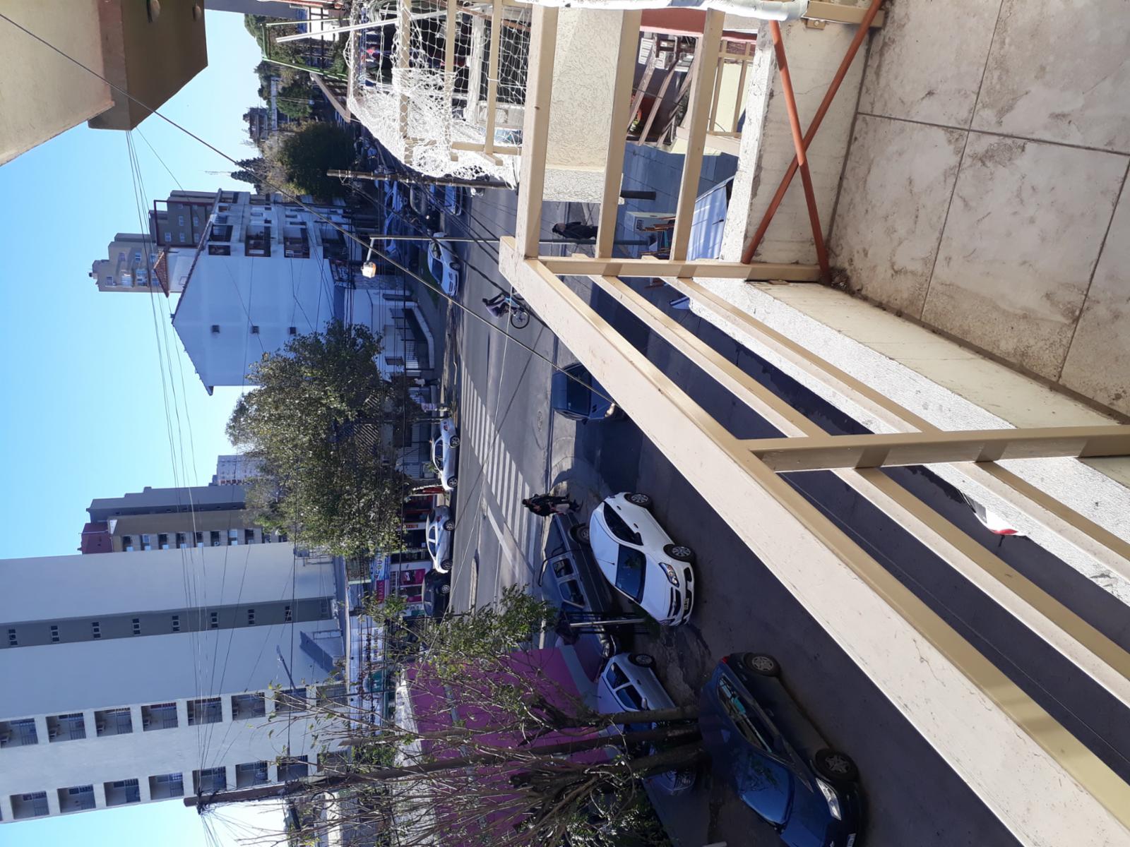 Depto Monoambiente A Mts De Av Pte Peron