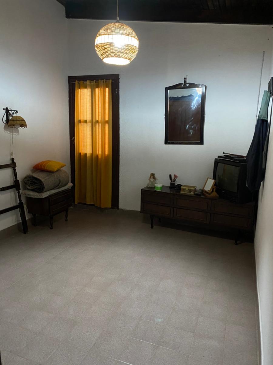 Calle 10 · Adolfo Alsina — foto 4