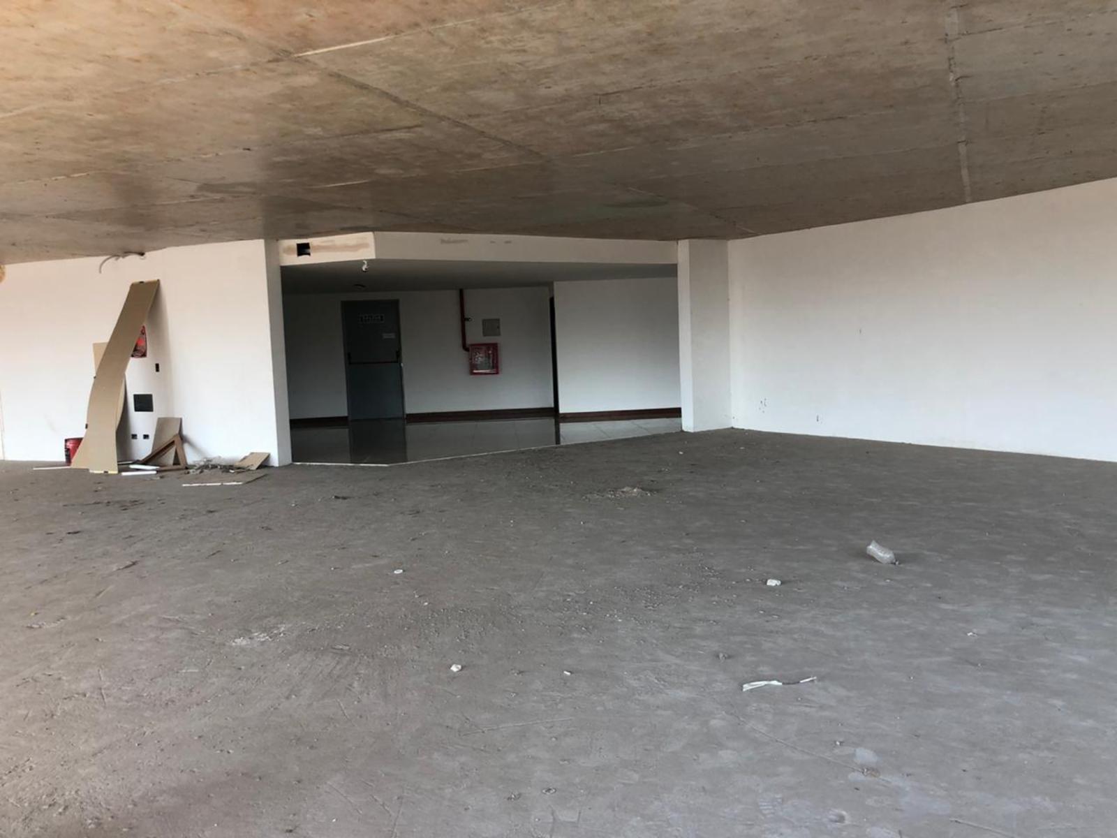 Colectora Sur Acceso Oeste · Moreno — foto 8