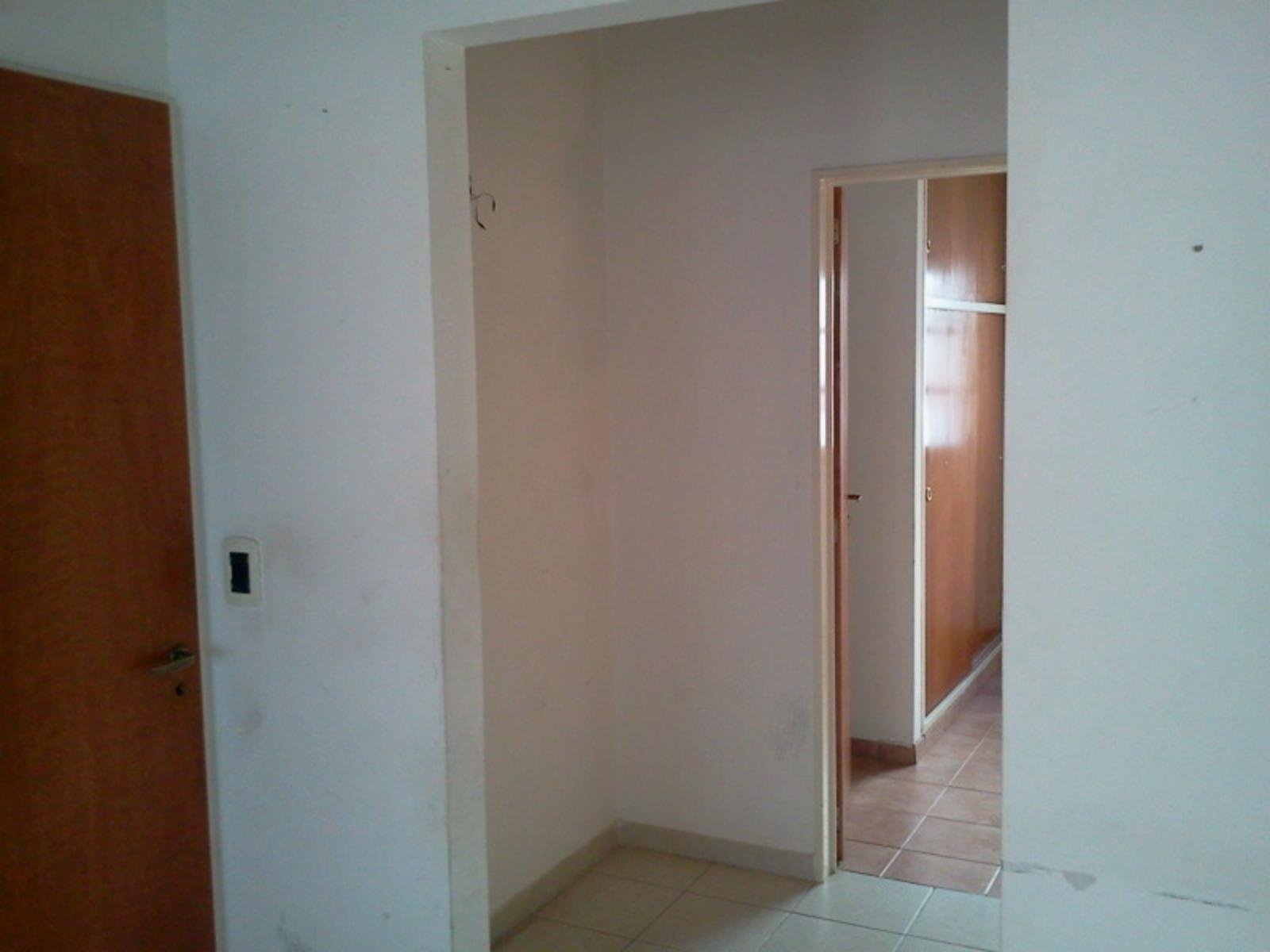 Gral Acha 332 · La Matanza — foto 10