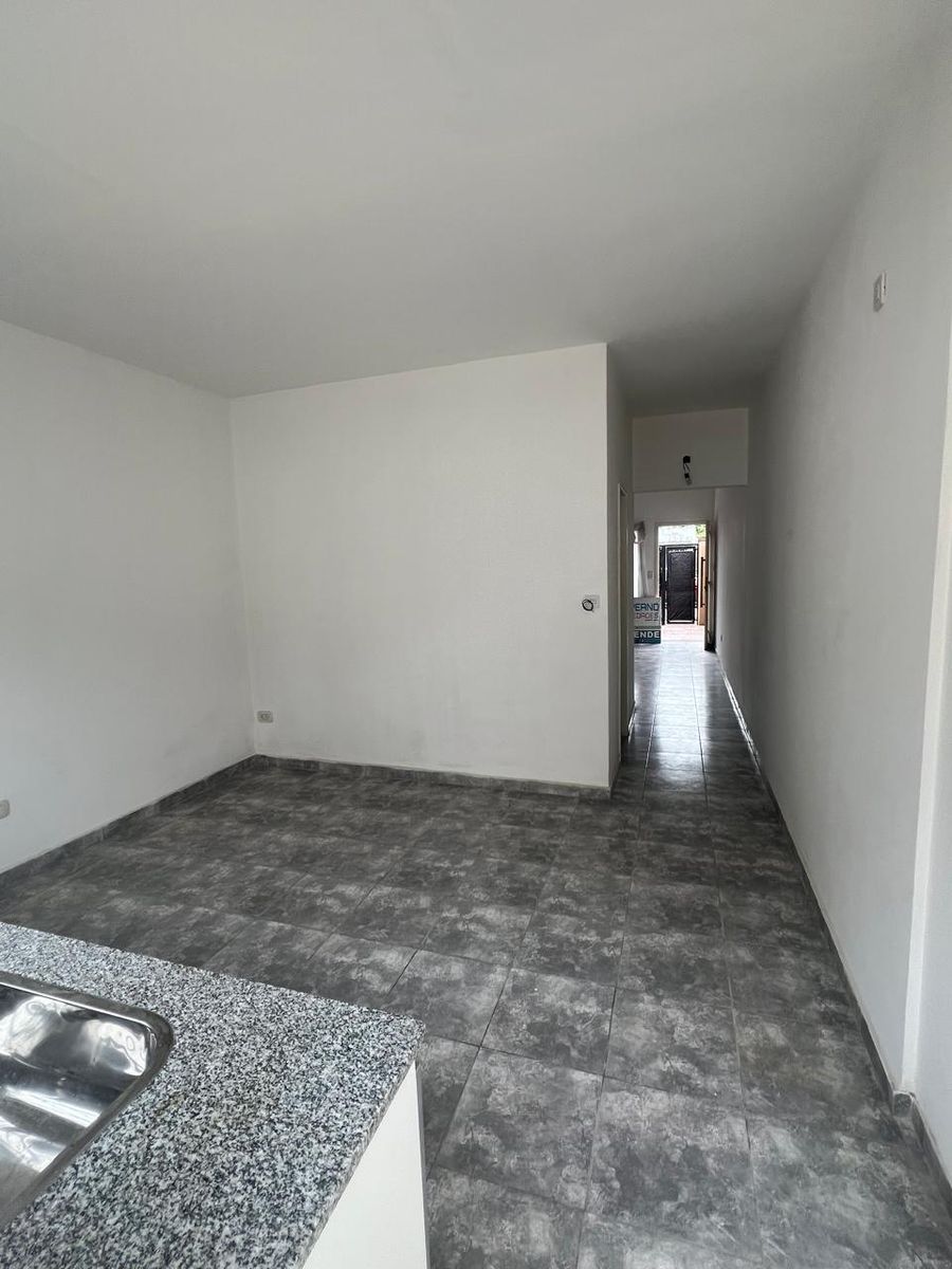 Gral. Pico 127 · La Matanza — foto 6