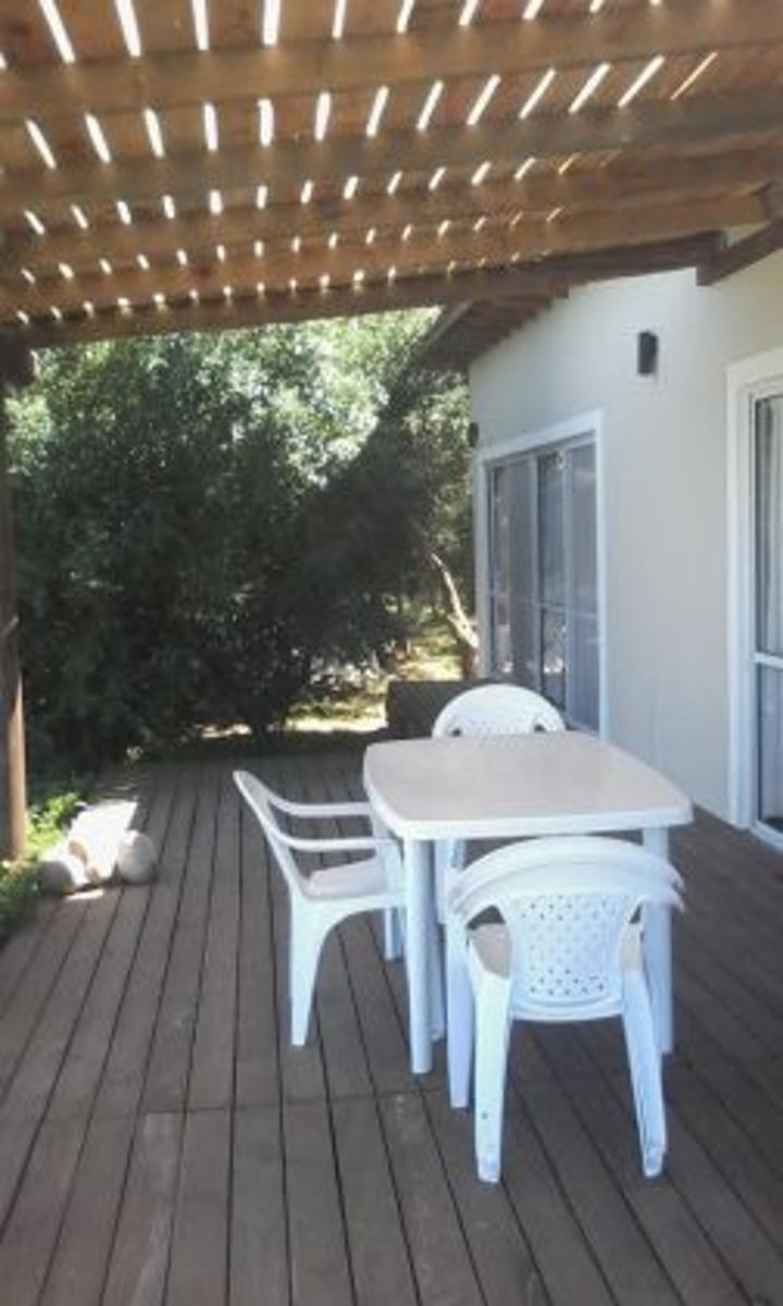 Hermosa chacra de 4.000 mts con vivienda de 3 dormitorios. A pocos kmts de Pinamar. Chacra en Venta.
