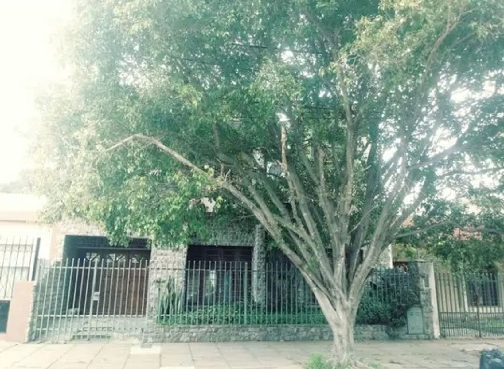 HUAURA 880 · Morón — foto 10