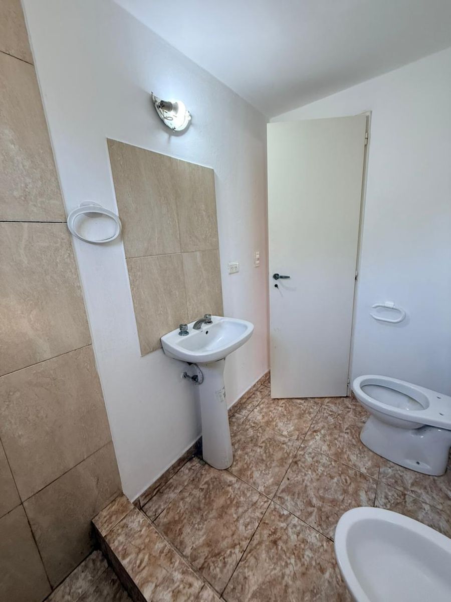 BERGAMINI 1753 · Hurlingham — foto 7