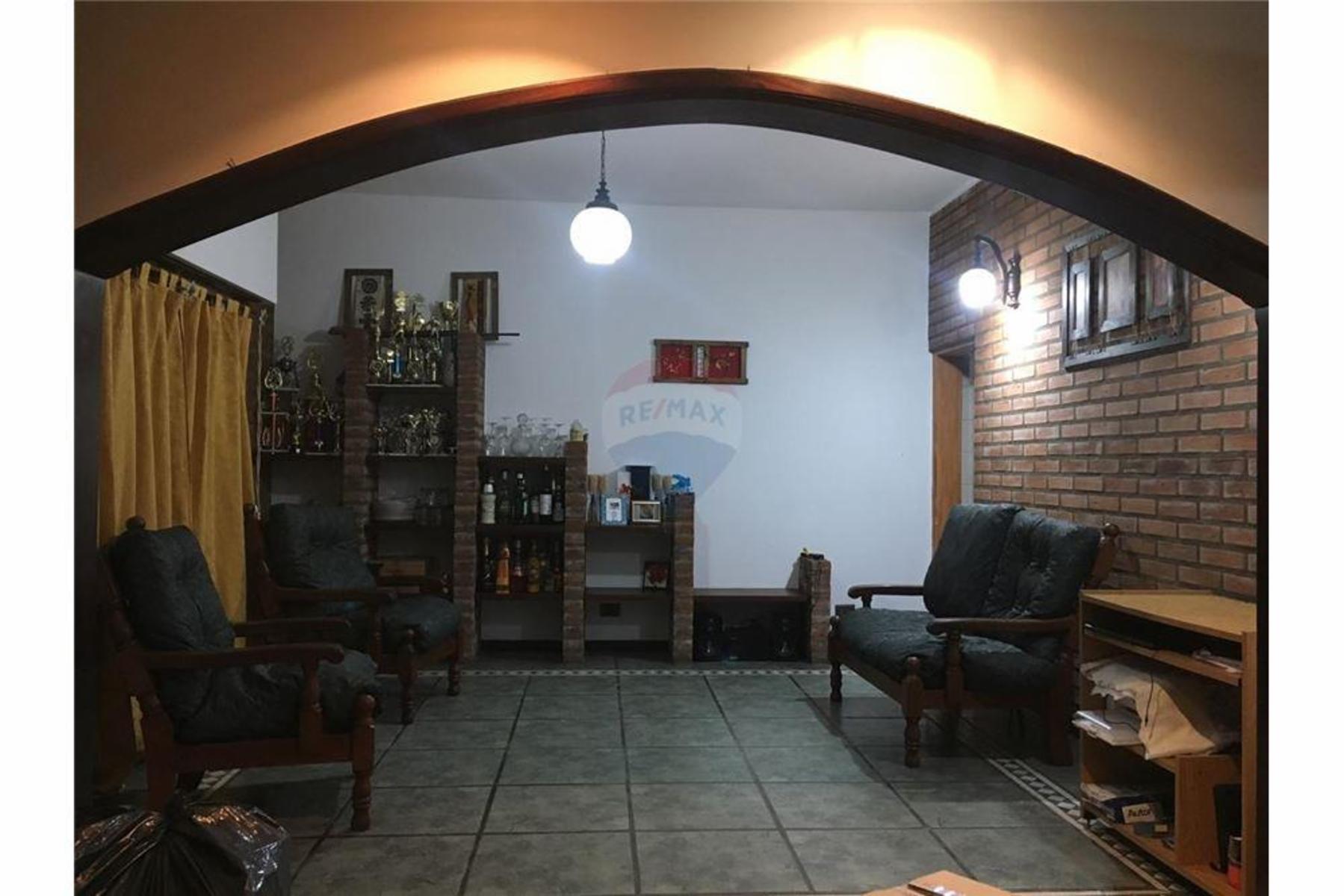 Araoz 100 · Merlo — foto 4
