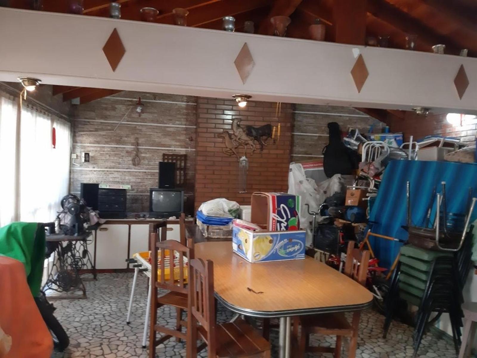 Almirante Brown 3851 · La Matanza — foto 17