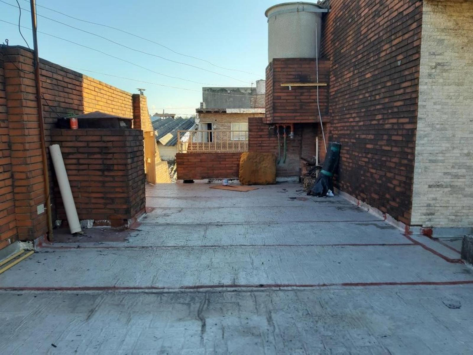 Almirante Brown 3851 · La Matanza — foto 22