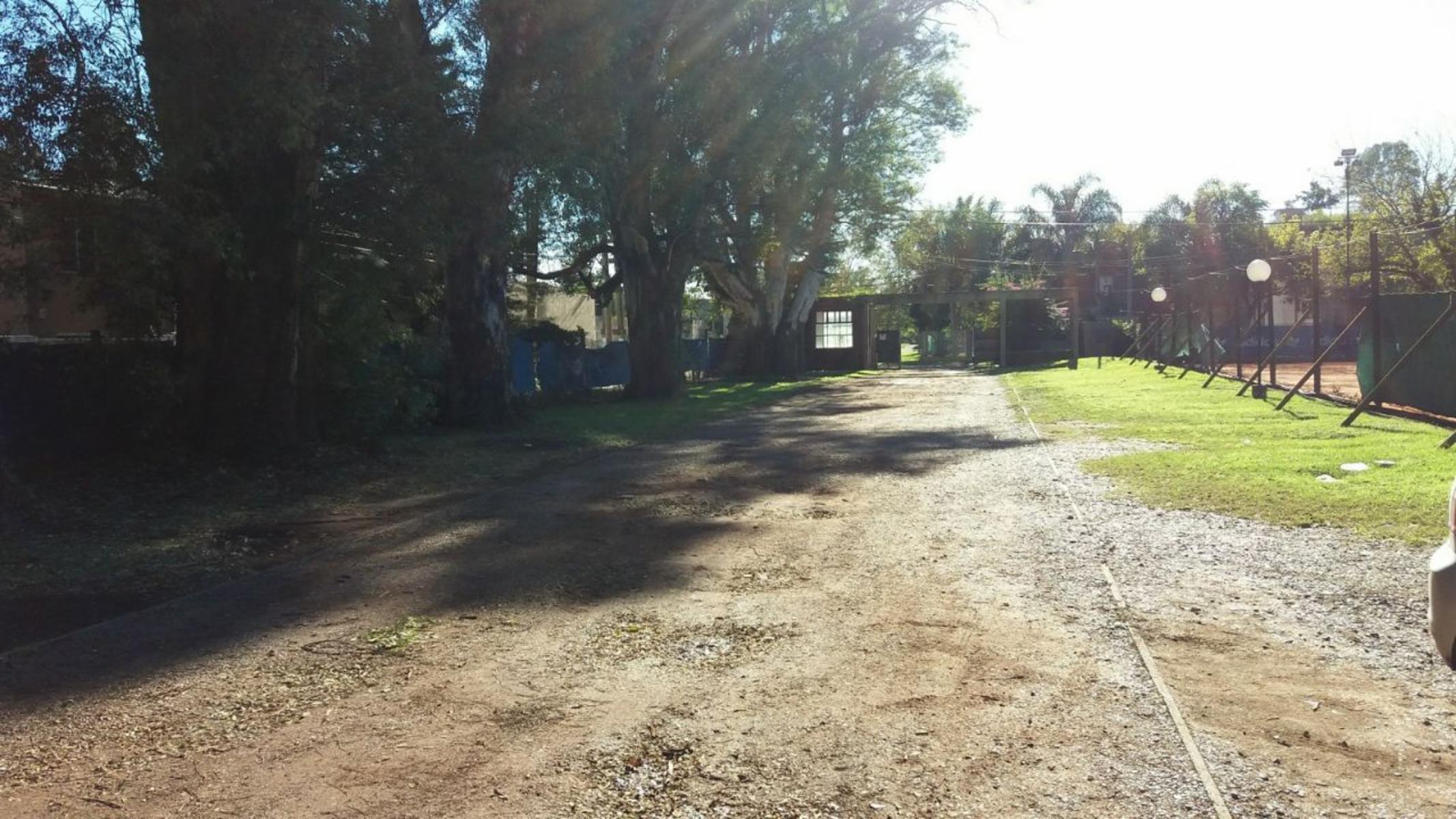 Julian Balbin 4280 · Ituzaingó — foto 28