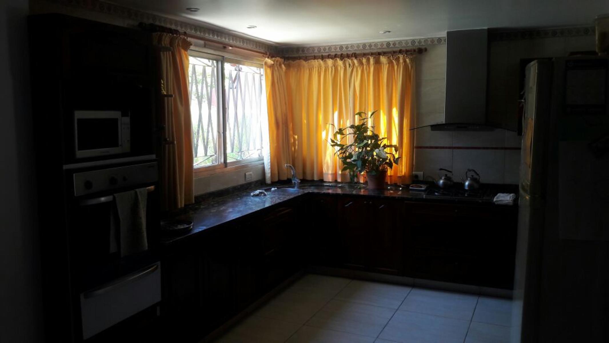 CHARLONE 200 · San Miguel — foto 4