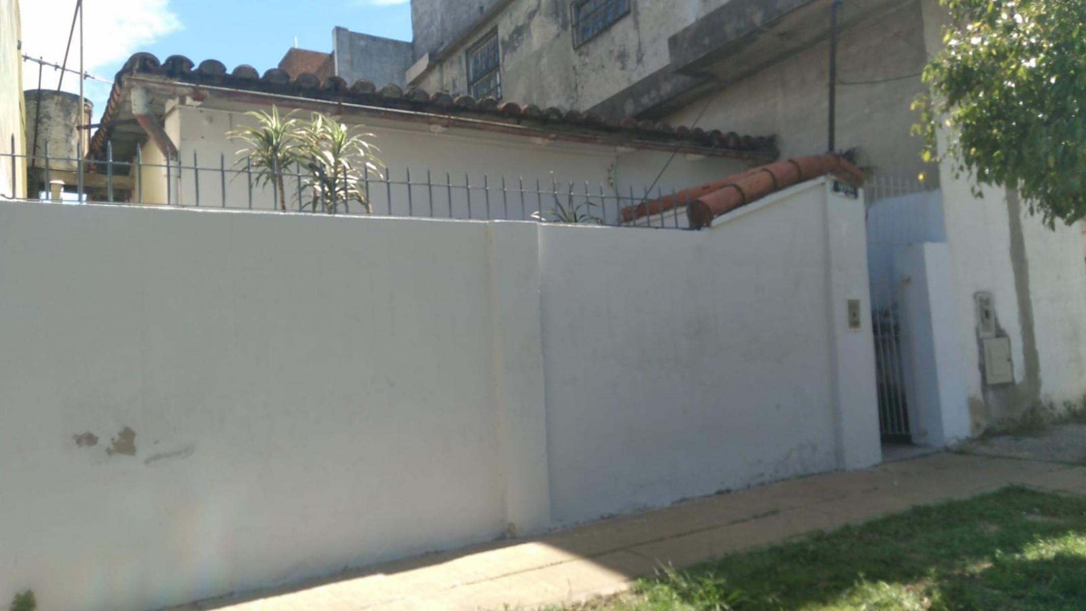 ELEGANTE CHALECITO 2 AMPLIOS AMB,  en PTA BAJA en VILLA BONICH - MUY PXMO RUTAS Y AVDAS IMPORTANTES