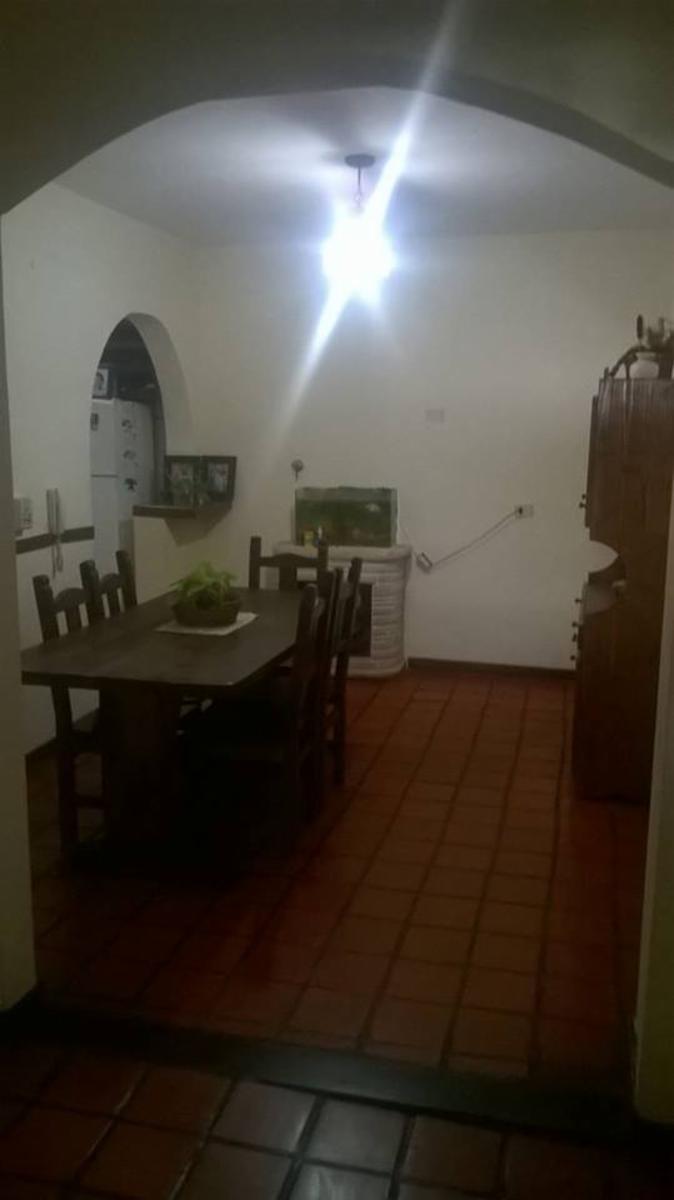 Mármol 741 · San Miguel — foto 8