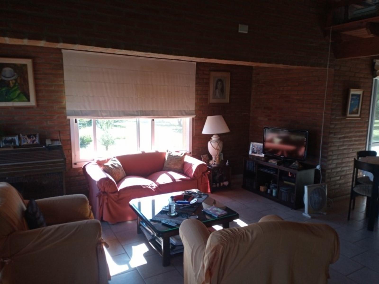 CASA MAS MONOAMBIENTE EN LOS MOLLES, SAN LUIS · Junín — foto 11