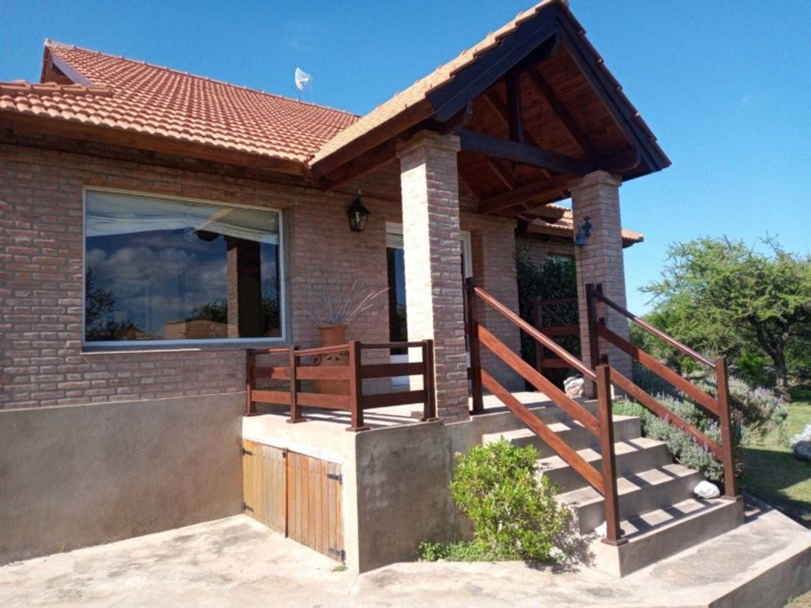 CASA MAS MONOAMBIENTE EN LOS MOLLES, SAN LUIS · Junín — foto 3