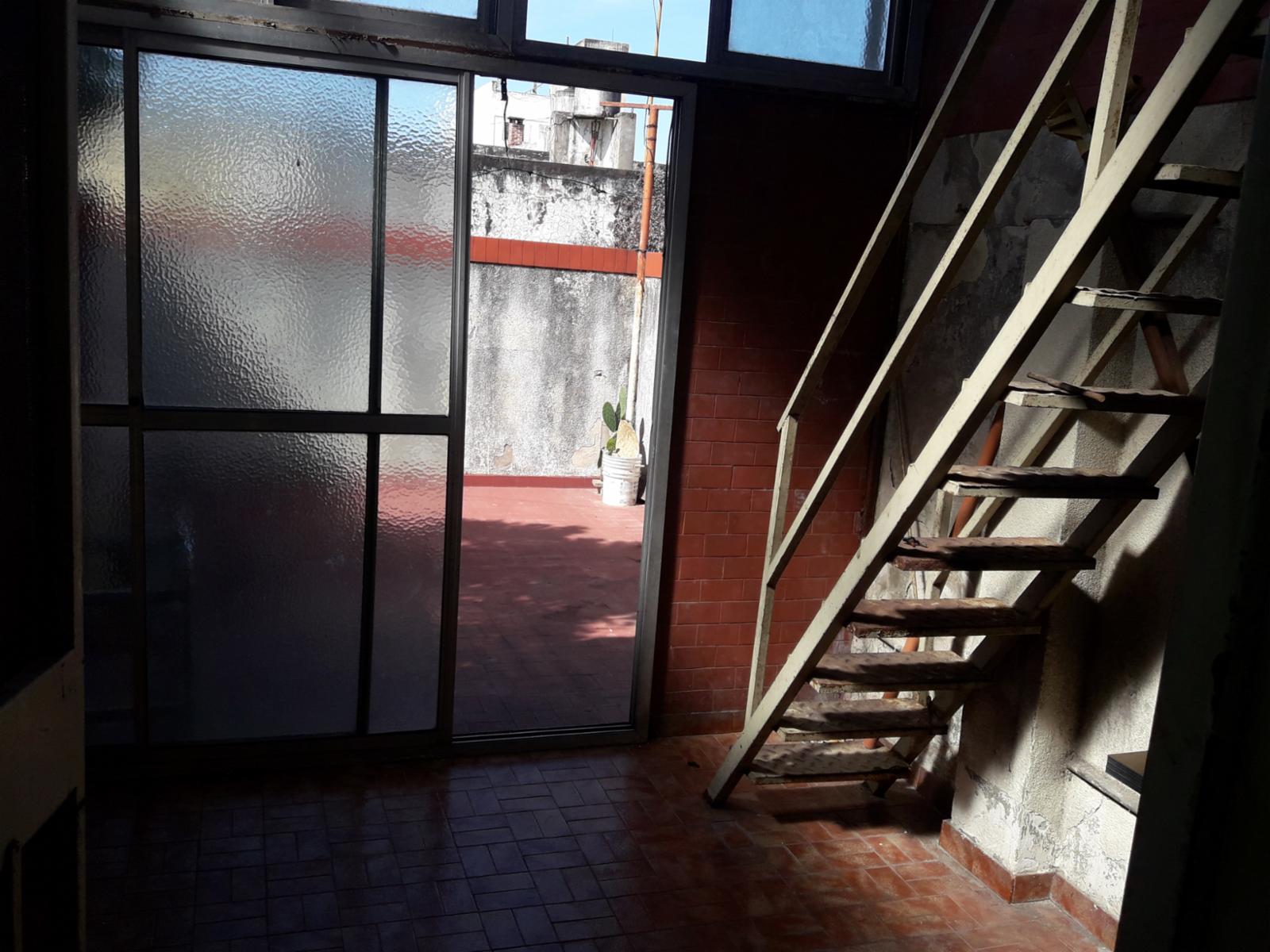 Velazquez 3110 · Flores — foto 9