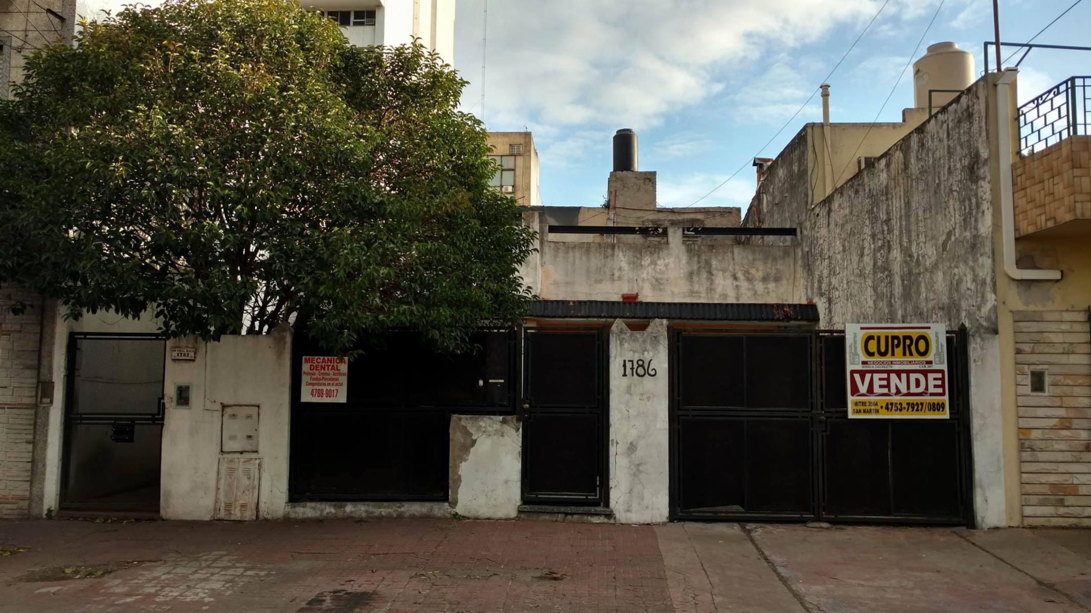 TRES PH S/ CALLE ROCA IDEAL INVERSOR O CONSTRUCTOR