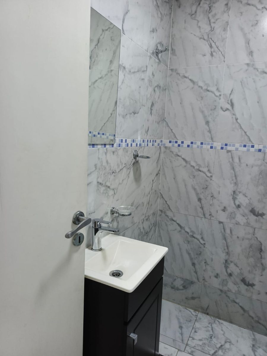 CANADA 3400 · Lanús — foto 11