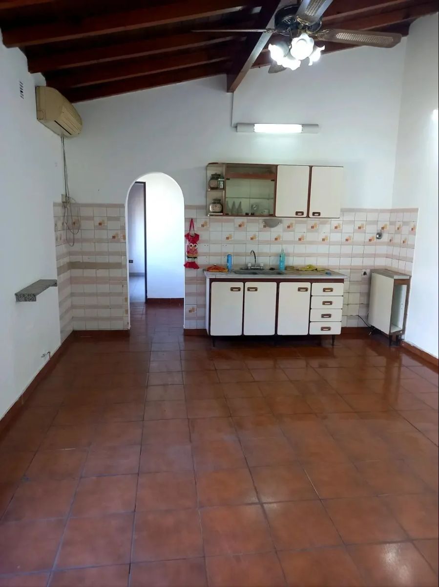 Maestra Muñoz 1700 · Ituzaingó — foto 5