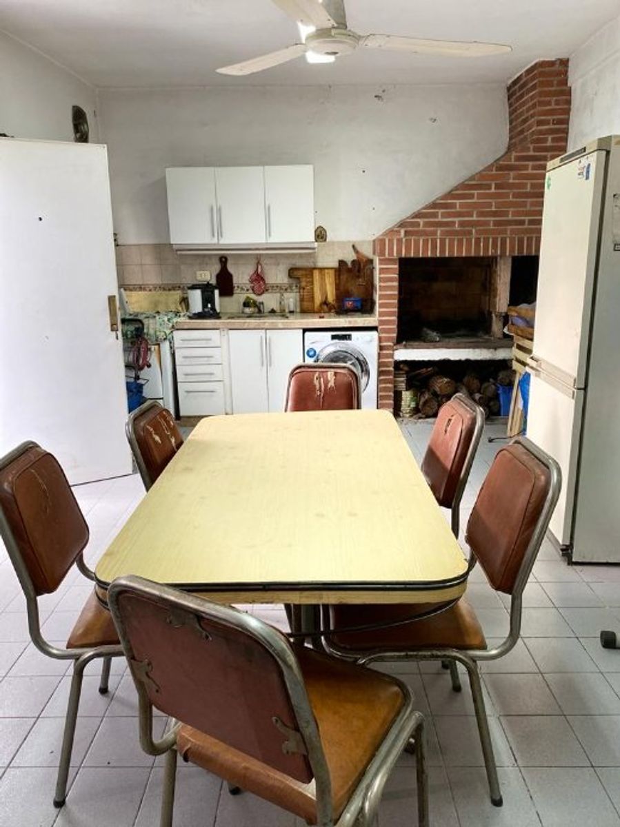 España 2155 · Morón — foto 11