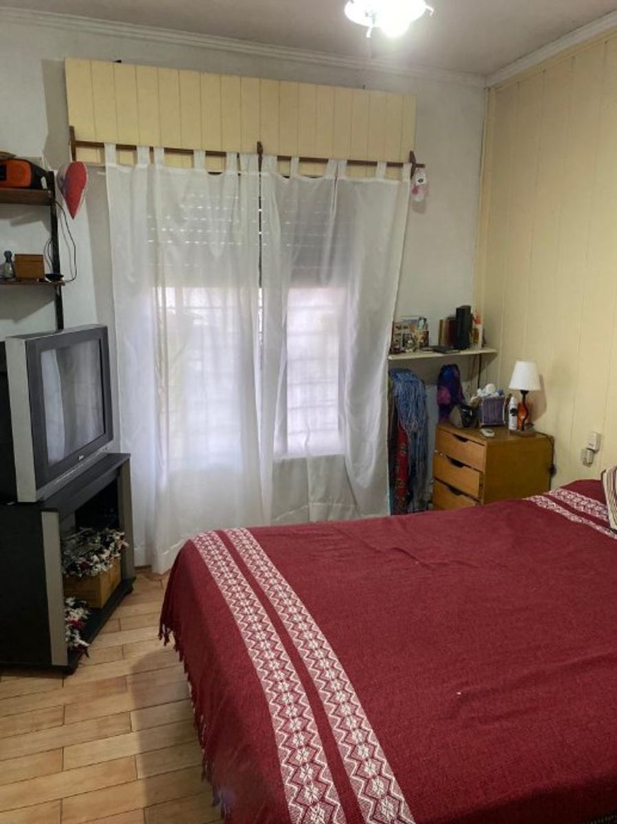 España 2155 · Morón — foto 8