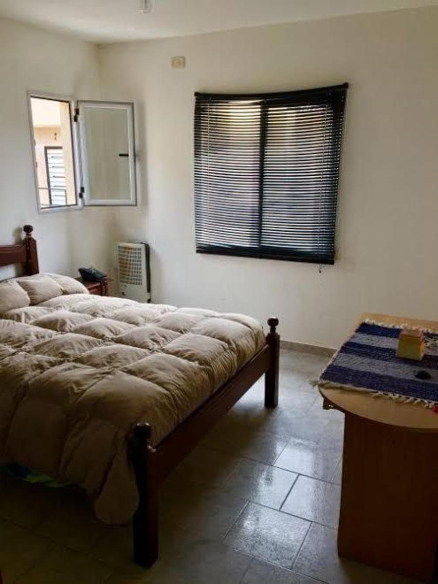 ZAPIOLA 100 · Almirante Brown — foto 3