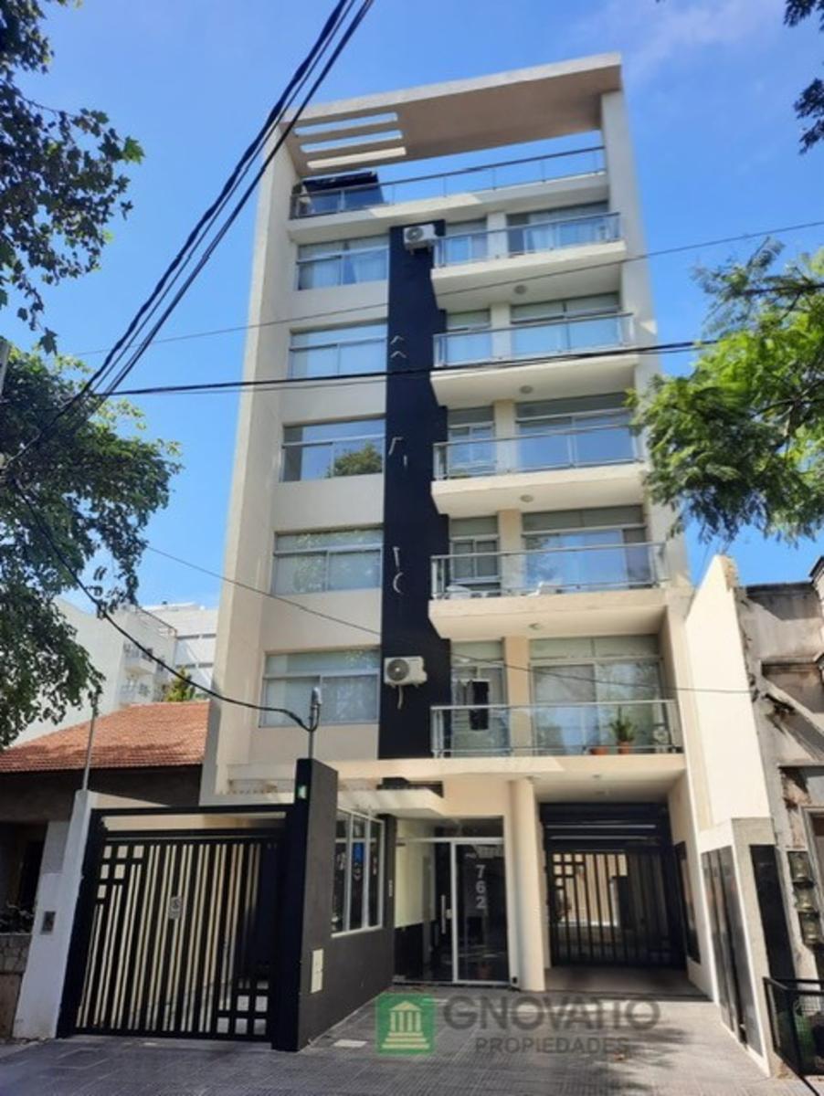DEPARTAMENTO 2 AMBIENTES Y MEDIO CON BALCON AL FRENTE  - A ESTRENAR