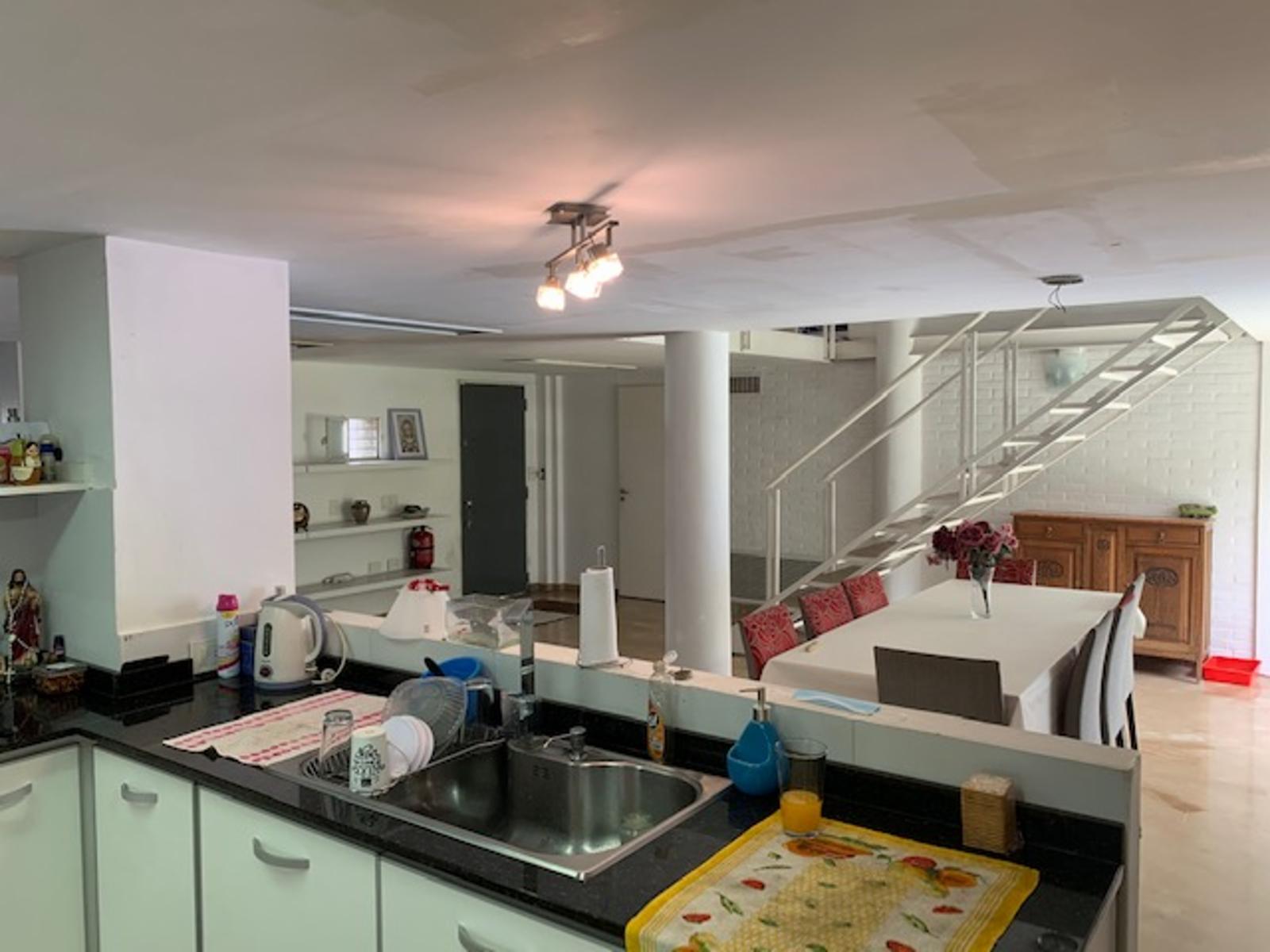Casa minimalista en Quilmes recidencial