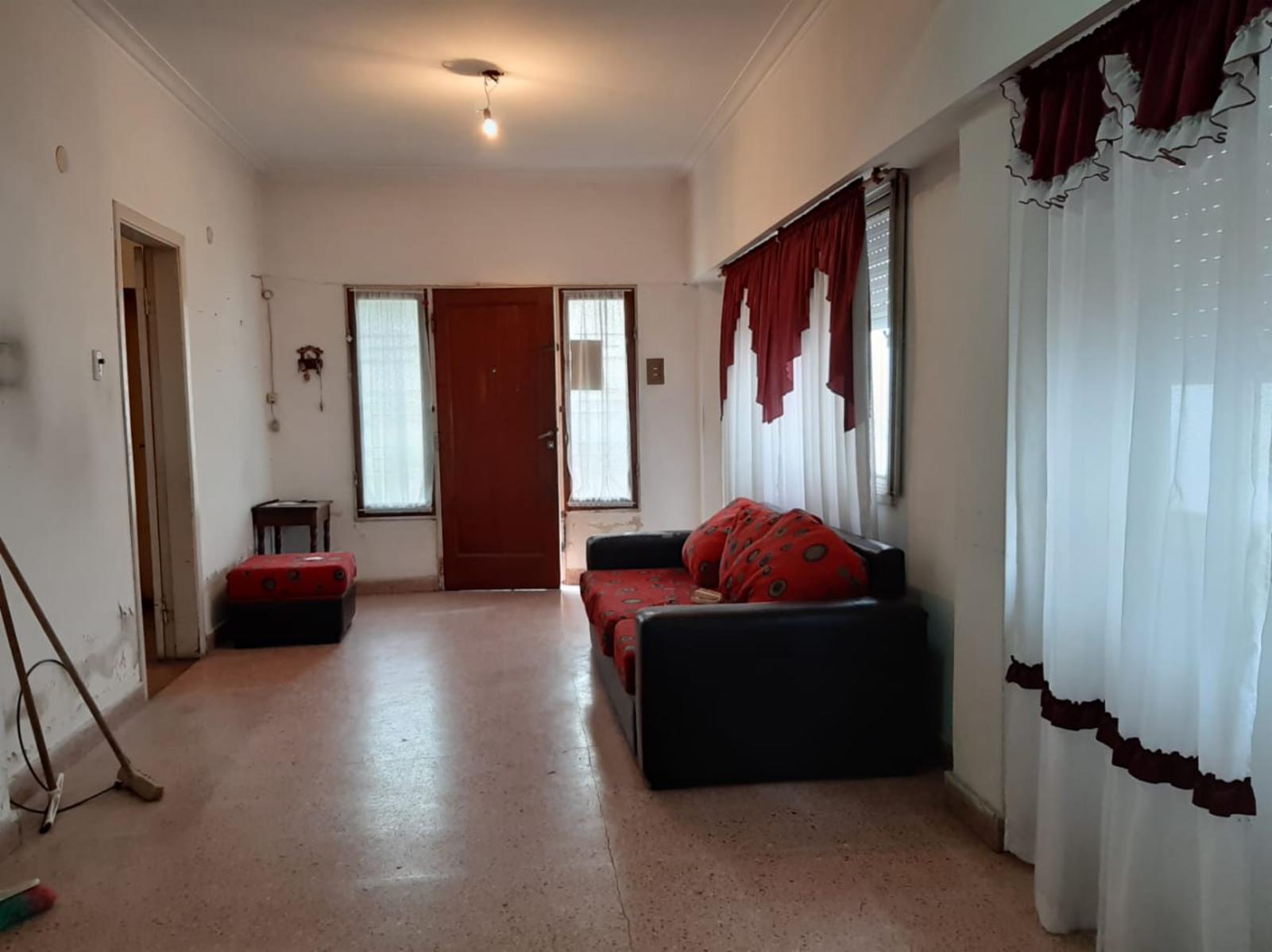 PARAGUAY 1140 · Morón — foto 5