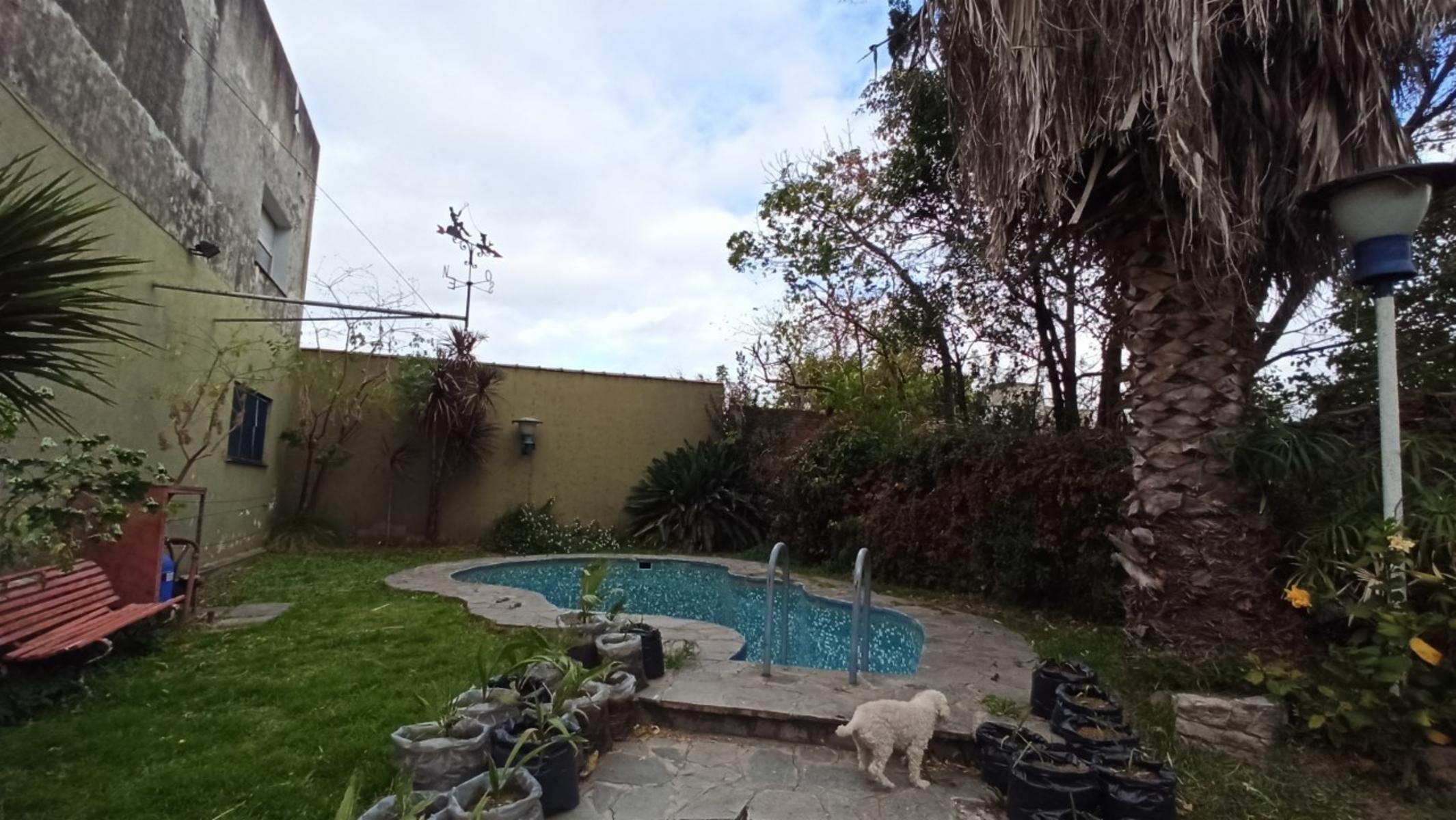 ESQIU 2340 · Lanús — foto 12