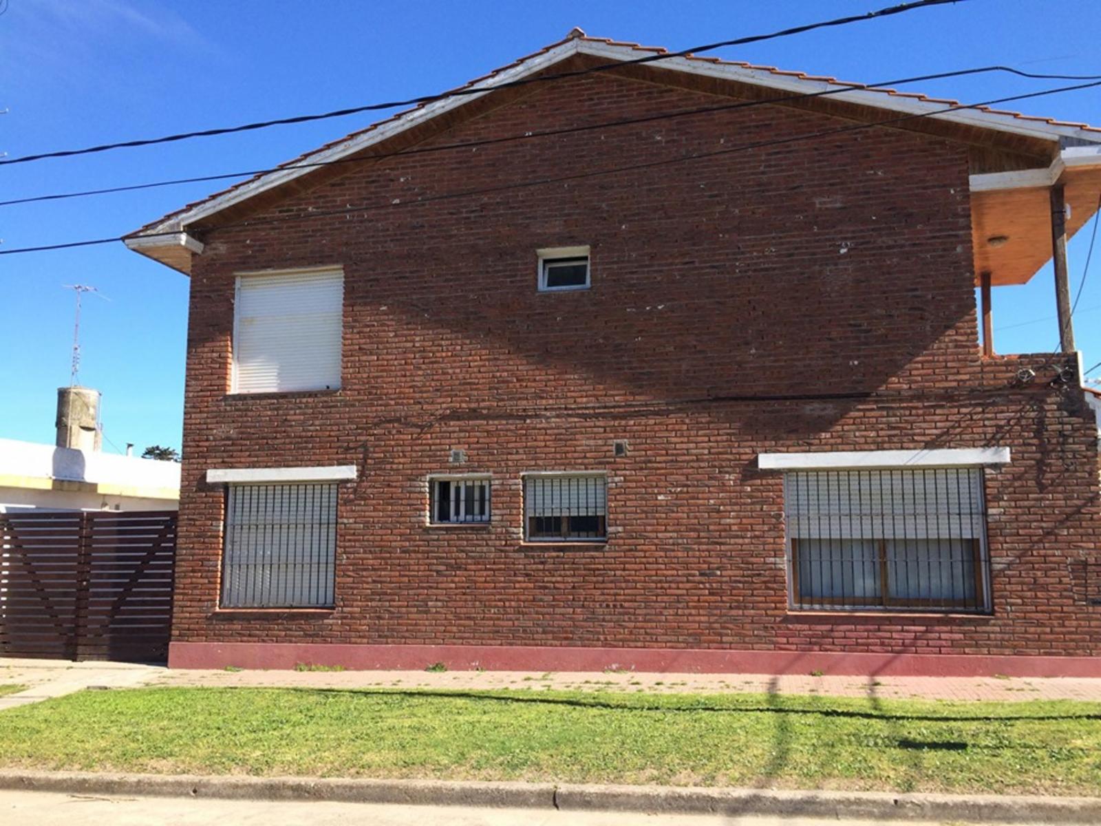 Calle 35 · General Alvarado — foto 3