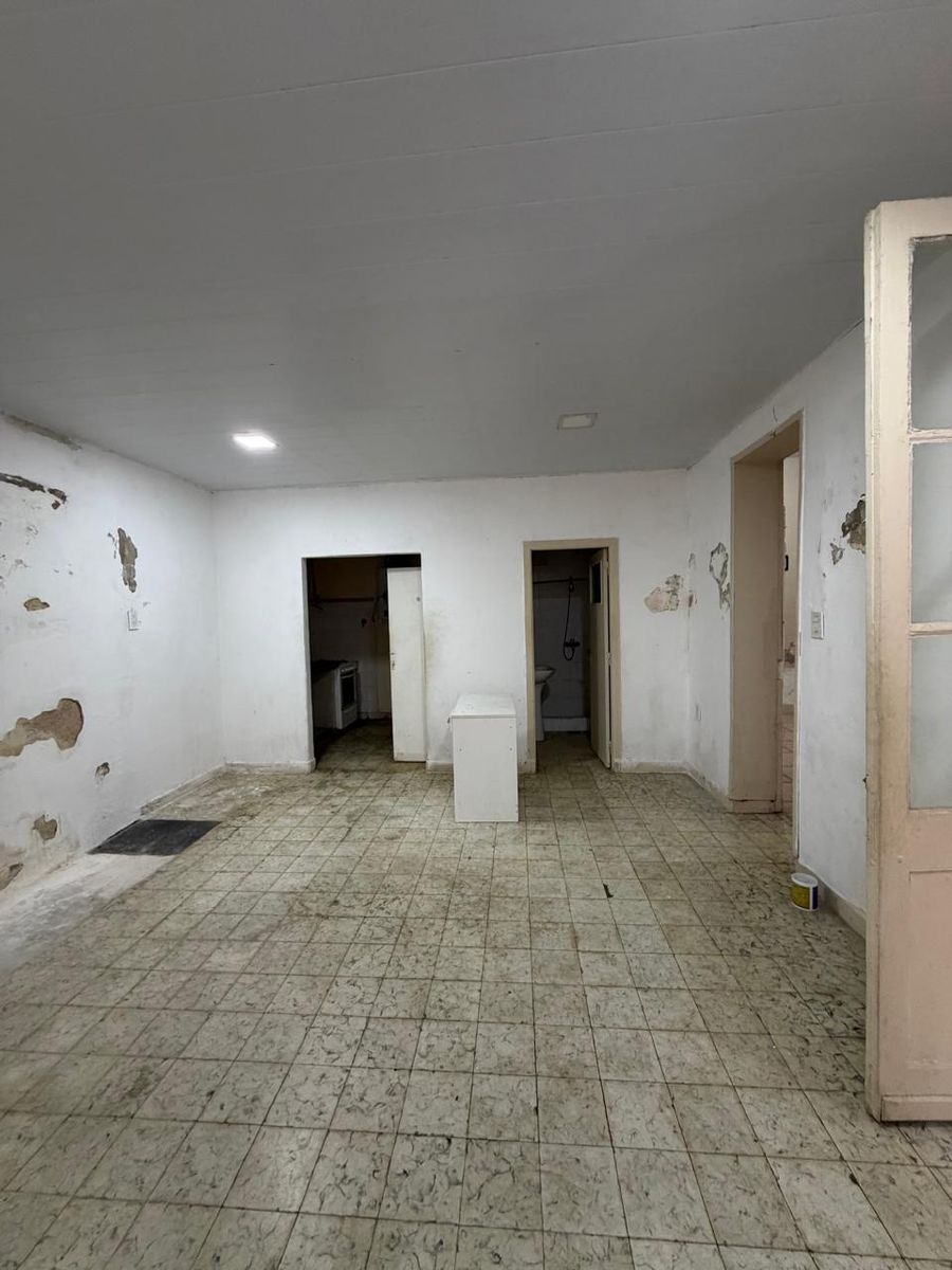 ALEM 749 · Morón — foto 6