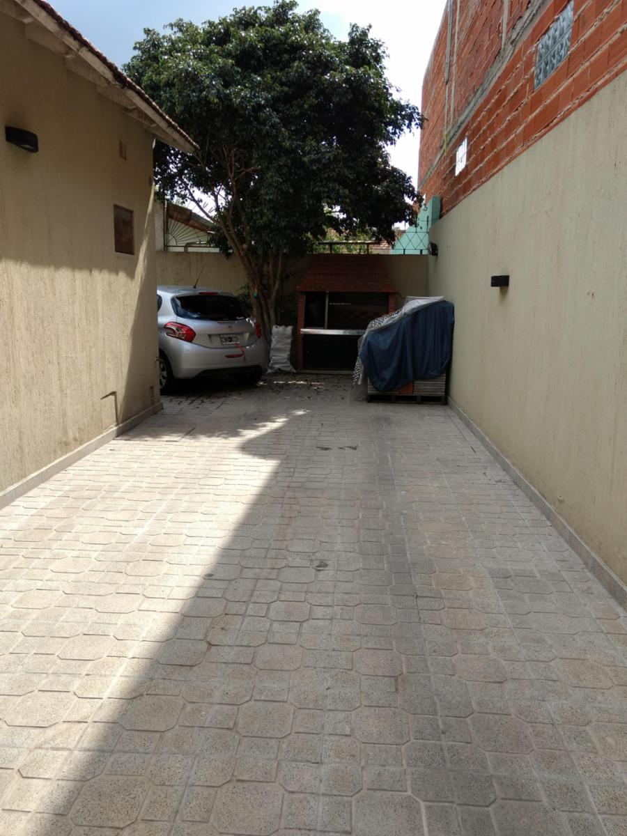 NEUQUEN 700 · Morón — foto 17