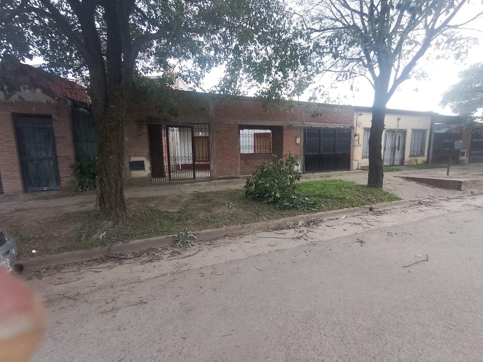 Bº LOMAS DE TAFI- CASA 2 DORM