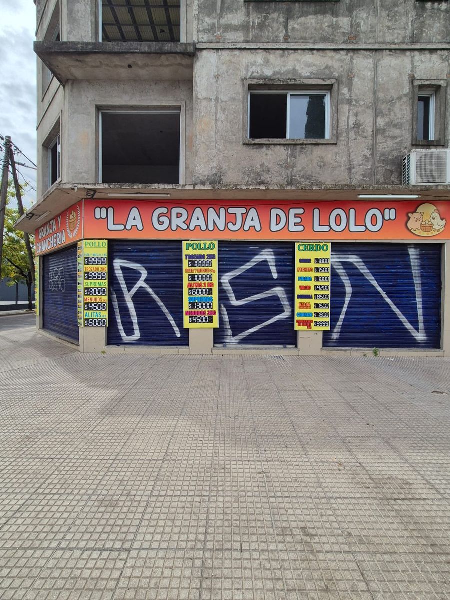 Local comercial en Av. Bernardo de Irigoyen N° 1400