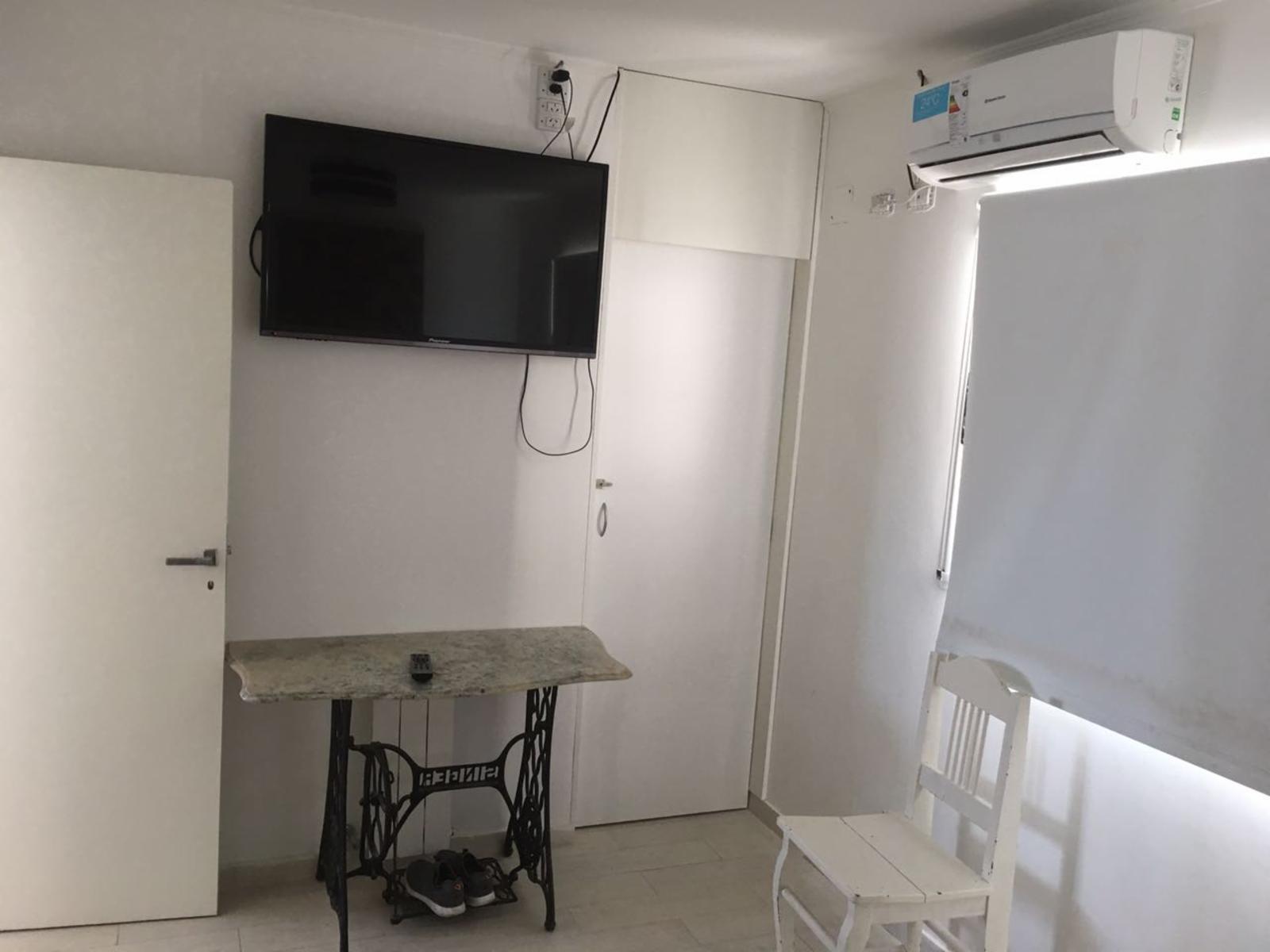 Dúplex de dos dormitorios, con patio exclusivo y parrillero