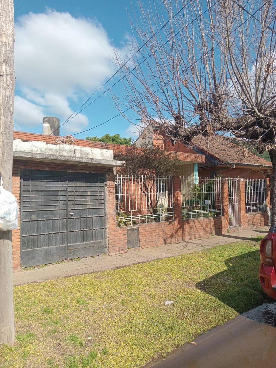 Casa en venta sobre El Gaucho APTA CRÉDITO