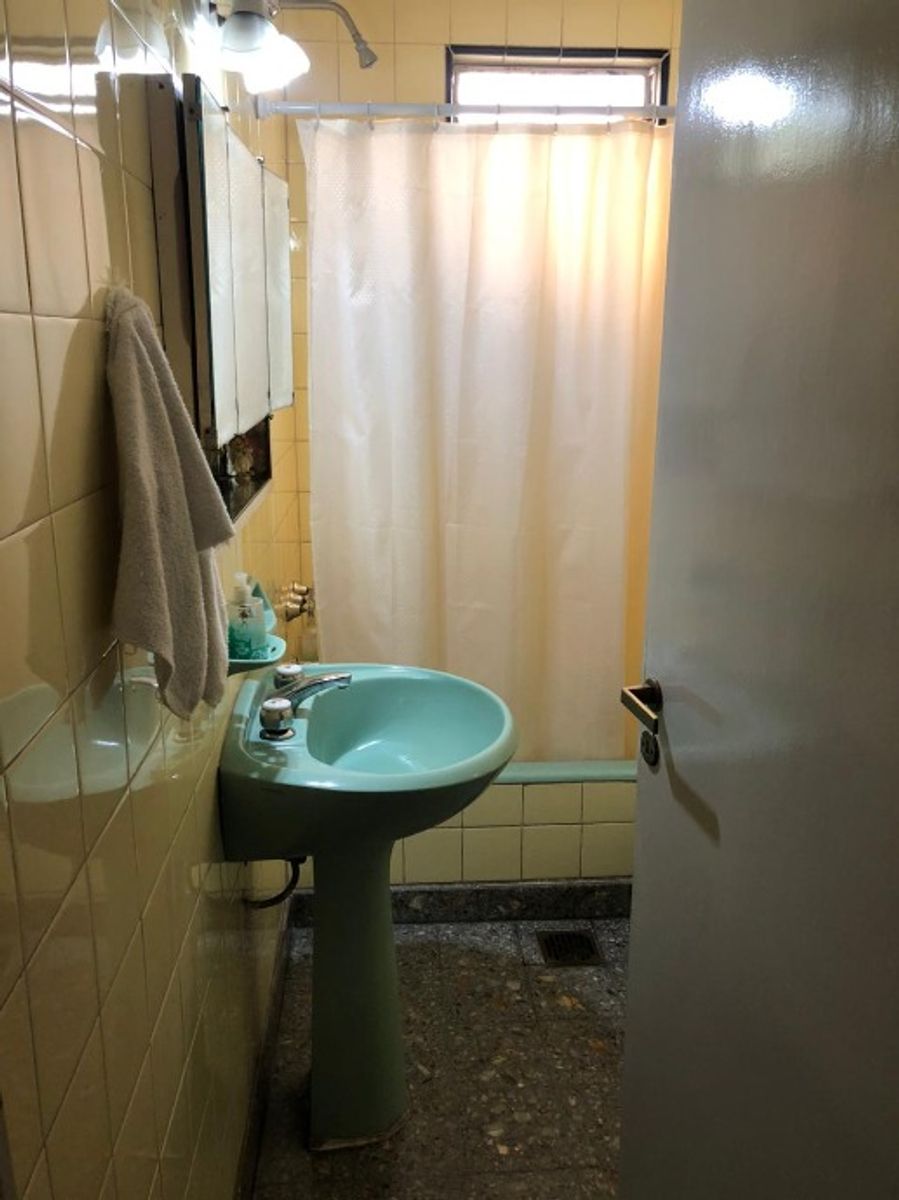 R. Amato 1281 · Morón — foto 9