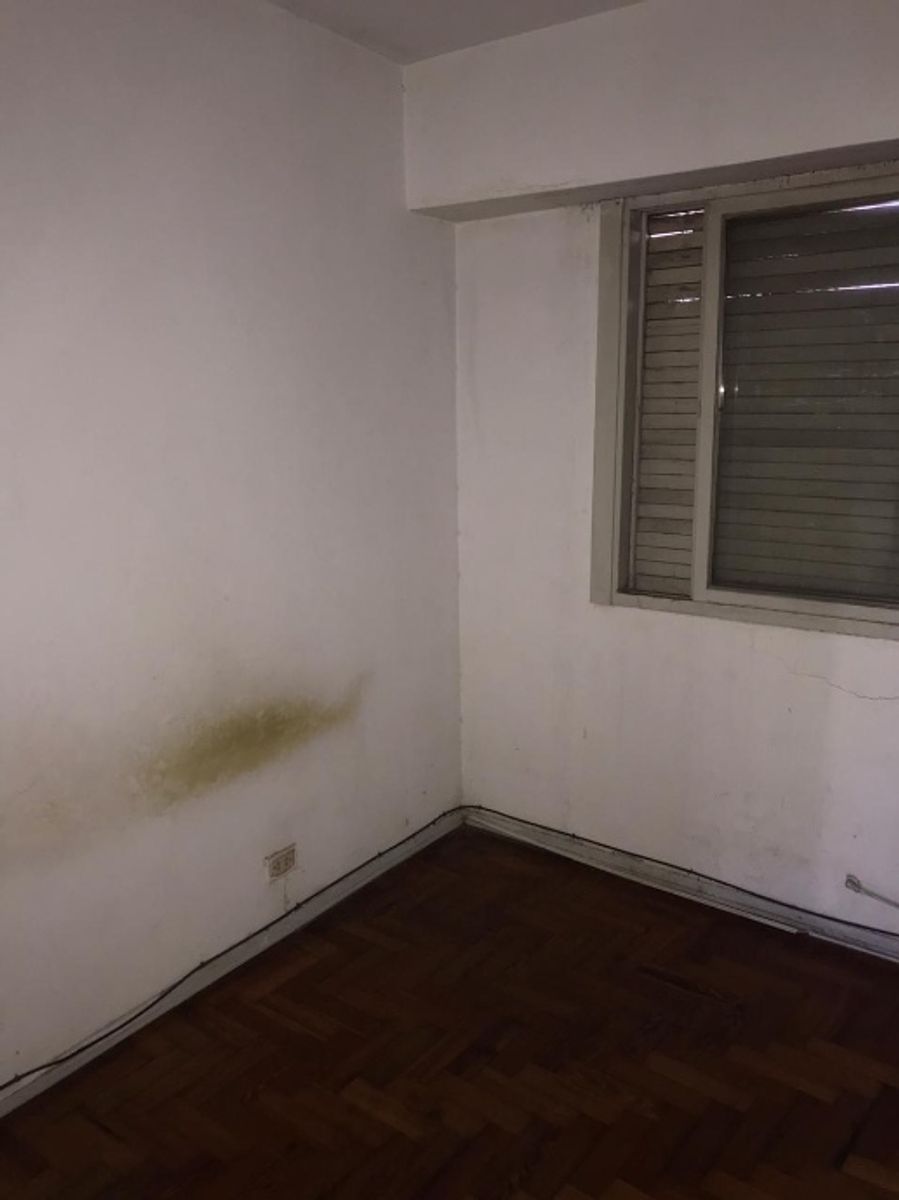 Buen Viaje 1059 · Morón — foto 6