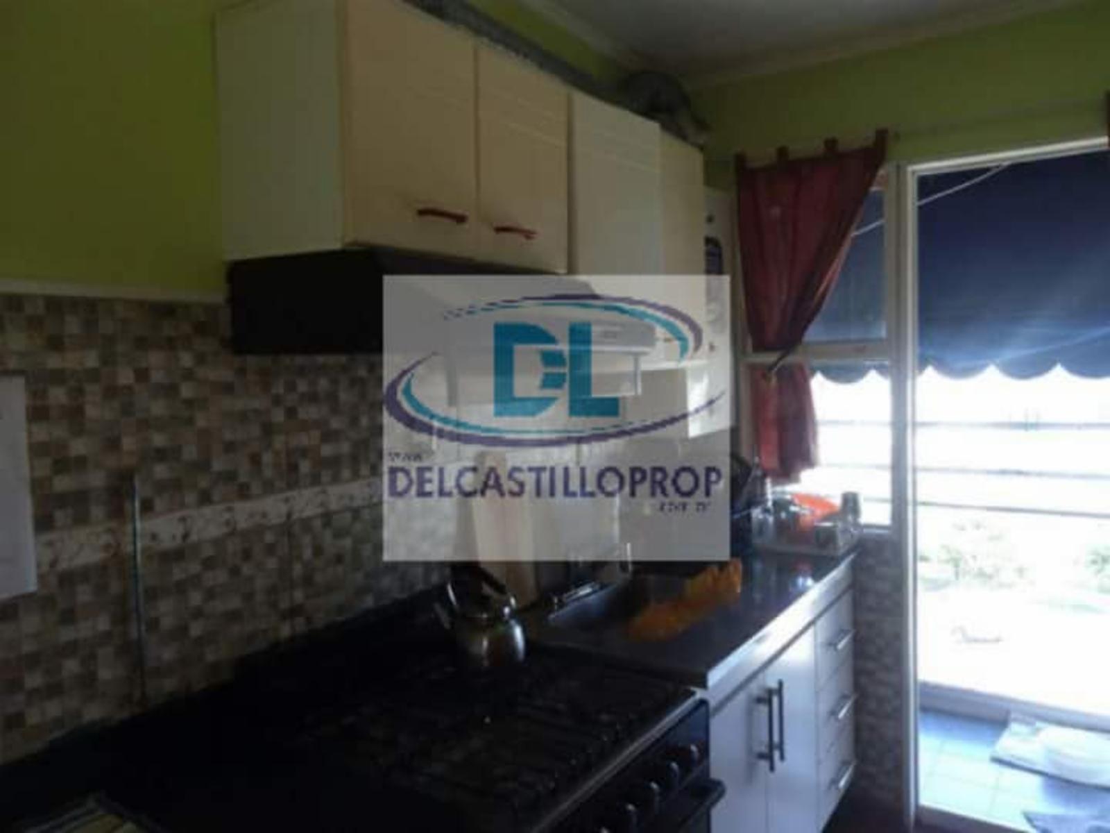 Carlos casares y french (mil viviendas) · San Fernando — foto 4