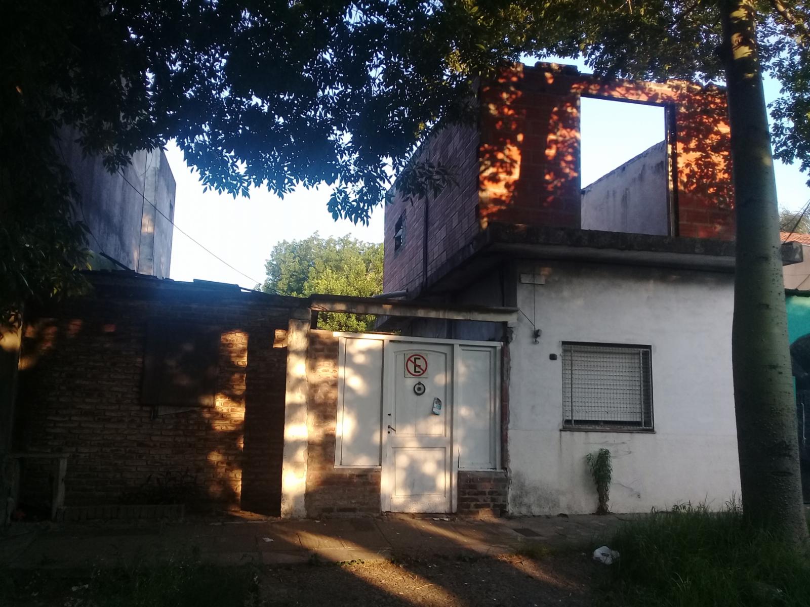 Oportunidad Venta Casa a terminar / refacconar en Excelente zona de Castelar Norte &ampampampquotParque Ayerza&quot