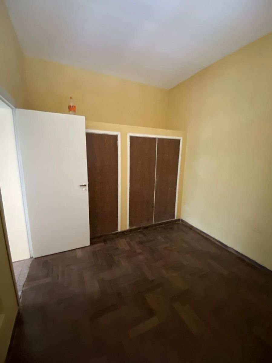 Toscano 575 · Morón — foto 3