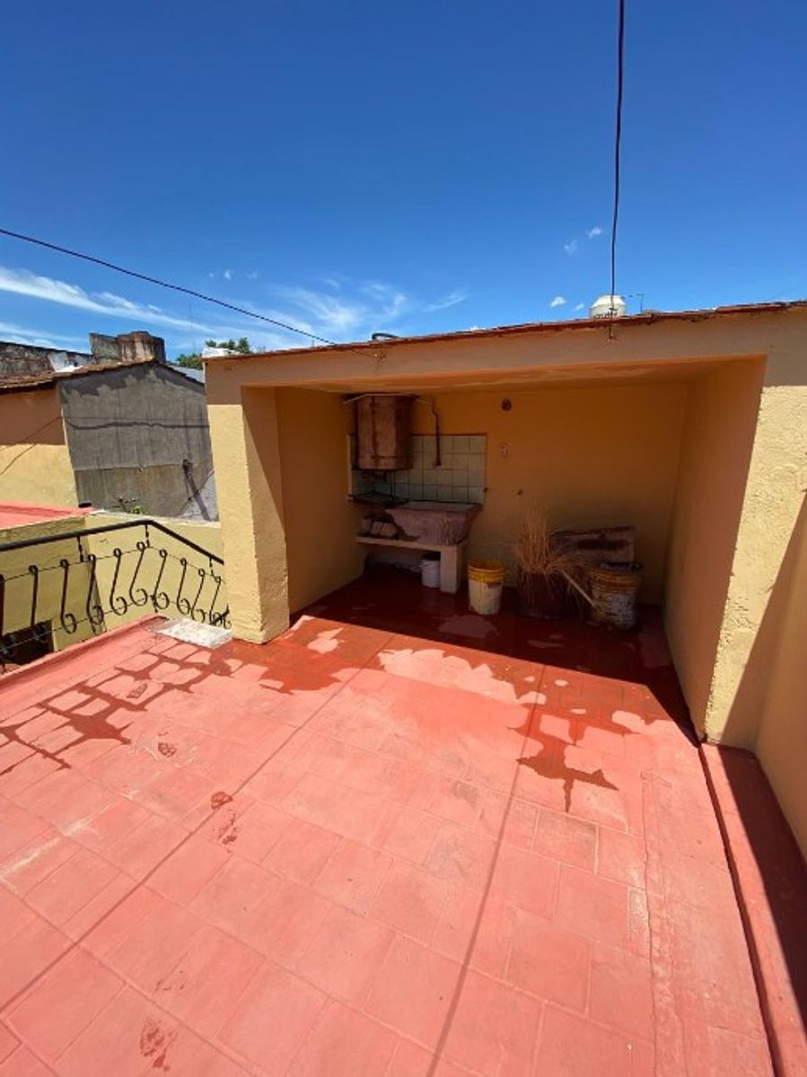 Toscano 575 · Morón — foto 10