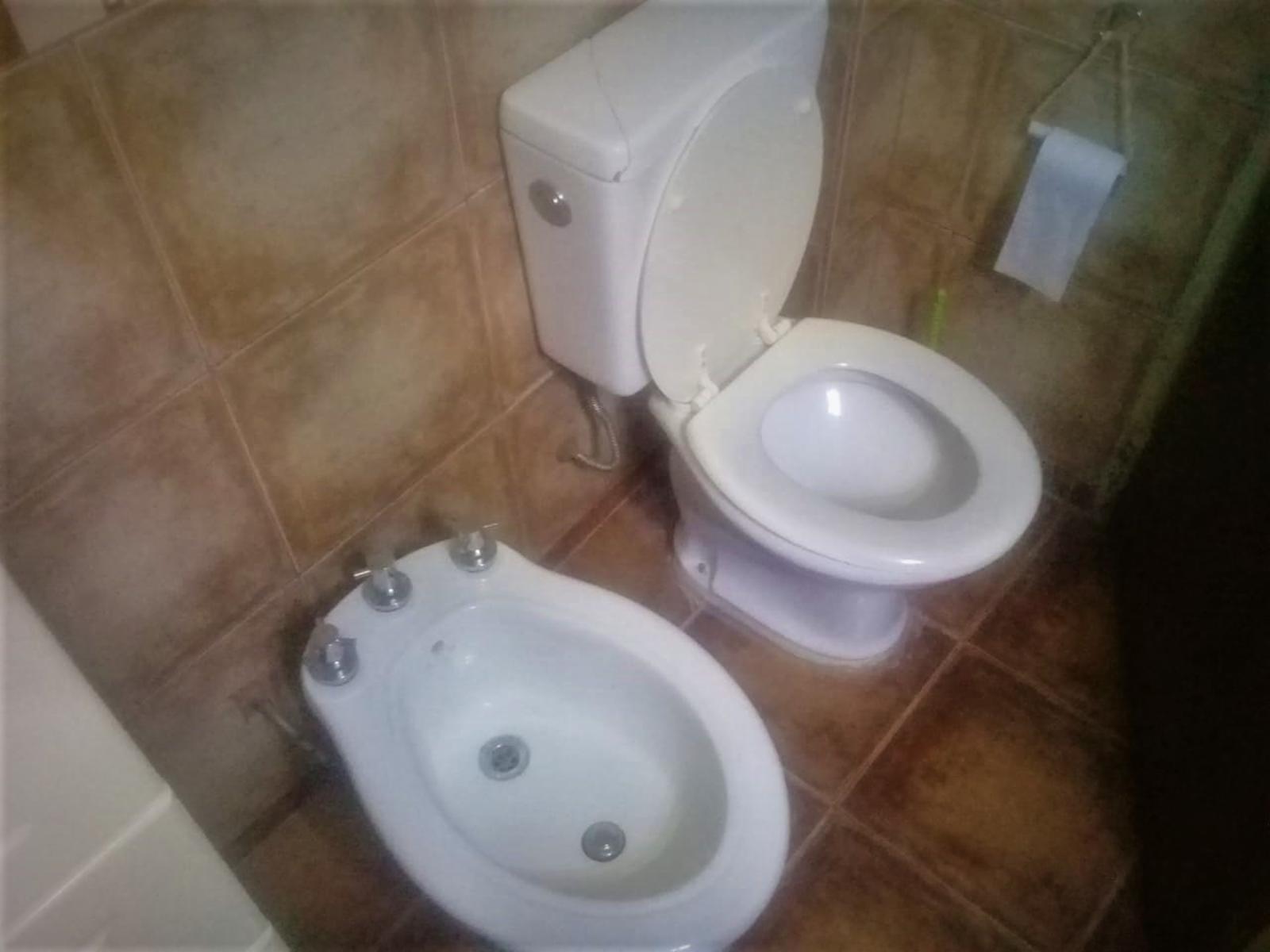 MARTIN MIGUENZ 7430 · Tres De Febrero — foto 7