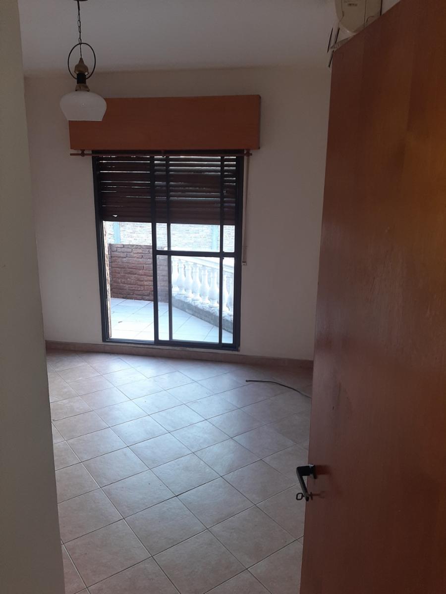 Lainez 2120 · Morón — foto 13