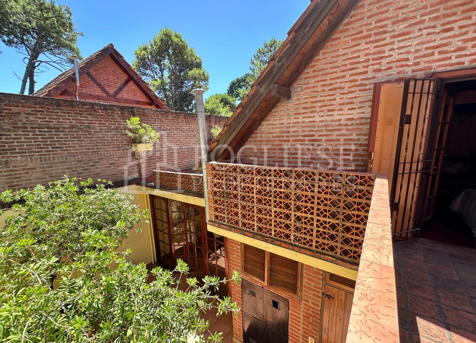 Avenida 4 entre Paseos 121 y 122 · Villa Gesell — foto 18