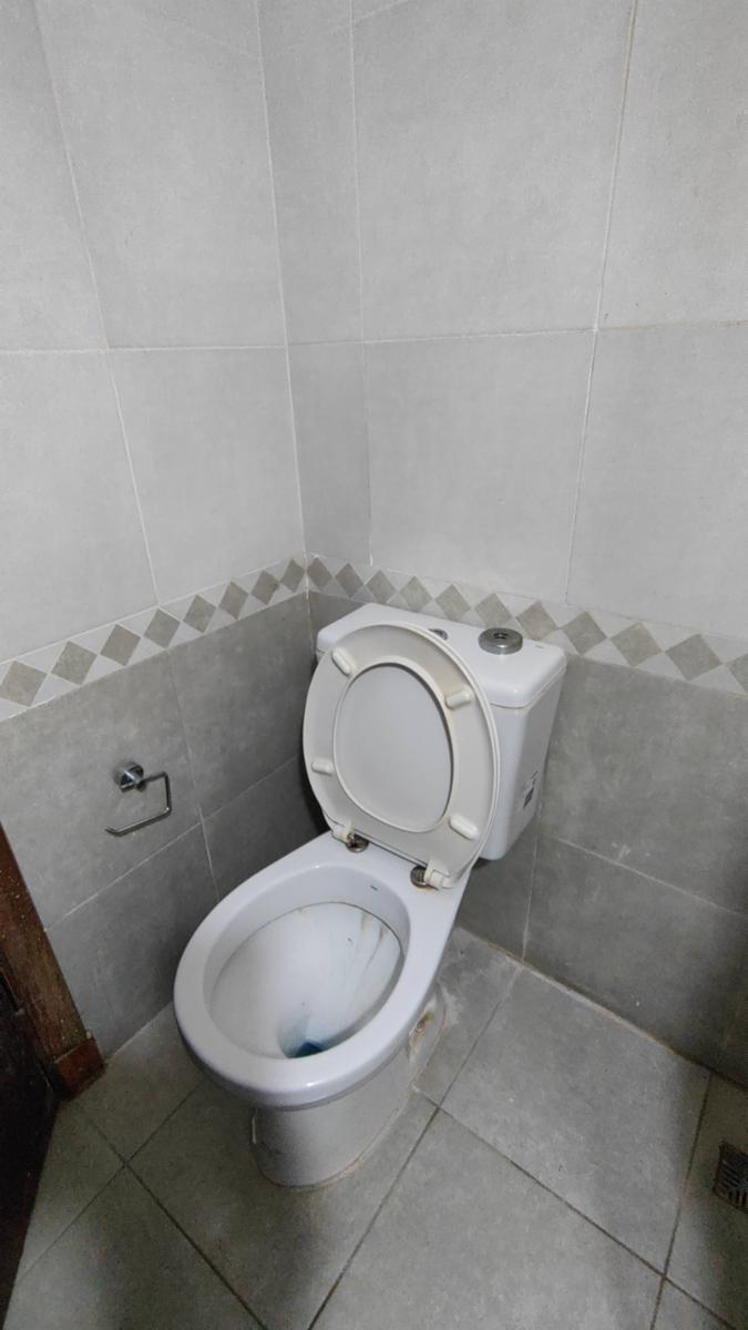 VENDO CASA Y DEPTOS (CALLE 65 ESQ 12) NECOCHEA · Necochea — foto 40