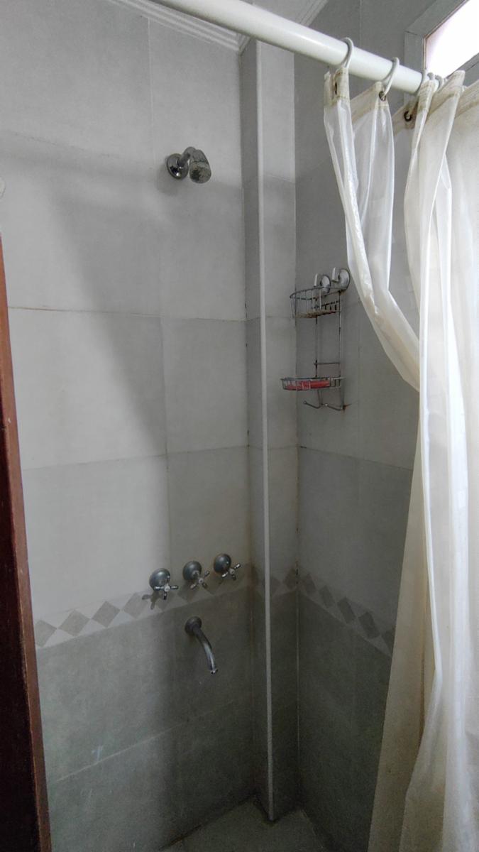 VENDO CASA Y DEPTOS (CALLE 65 ESQ 12) NECOCHEA · Necochea — foto 43