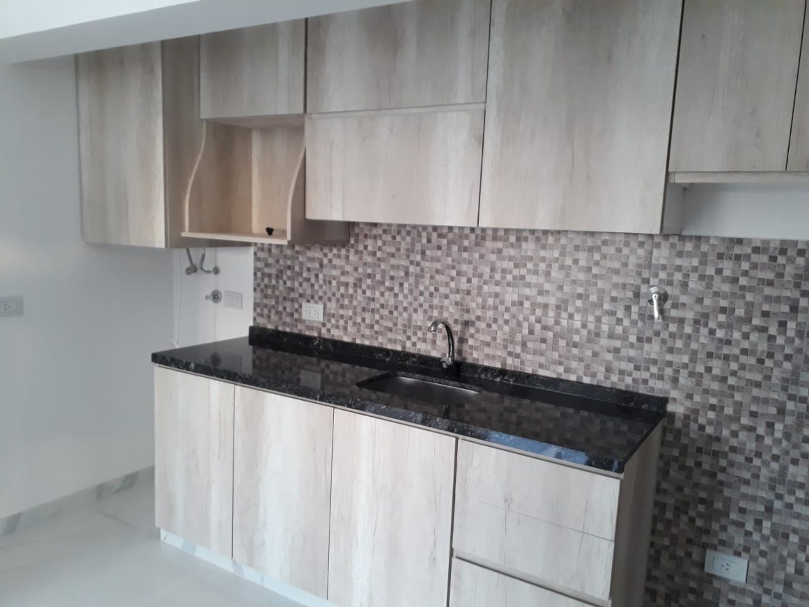 MINISTRO BRIN 3688 · Lanús — foto 3